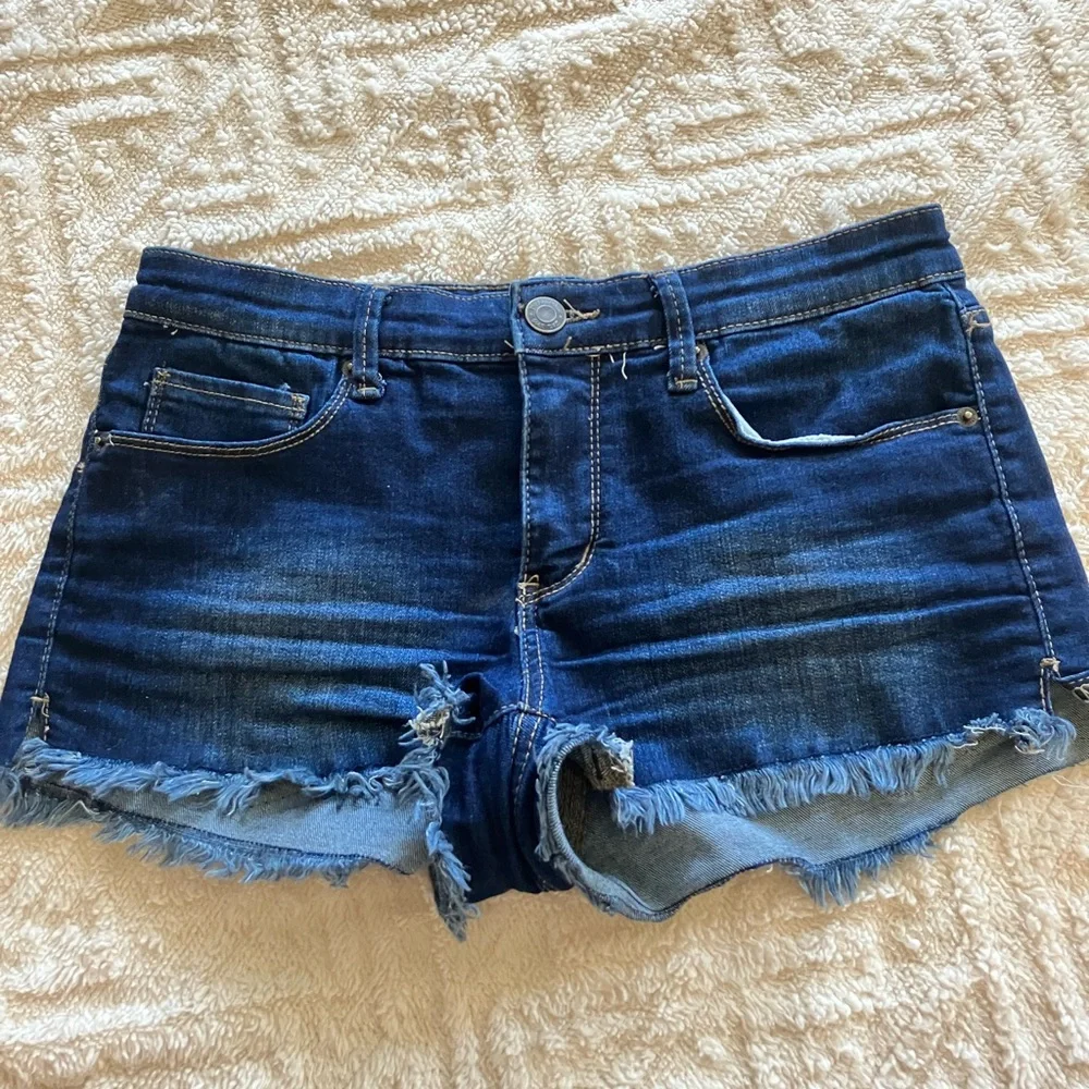 3/$25 - Dark wash shorts - Picture 3 of 5